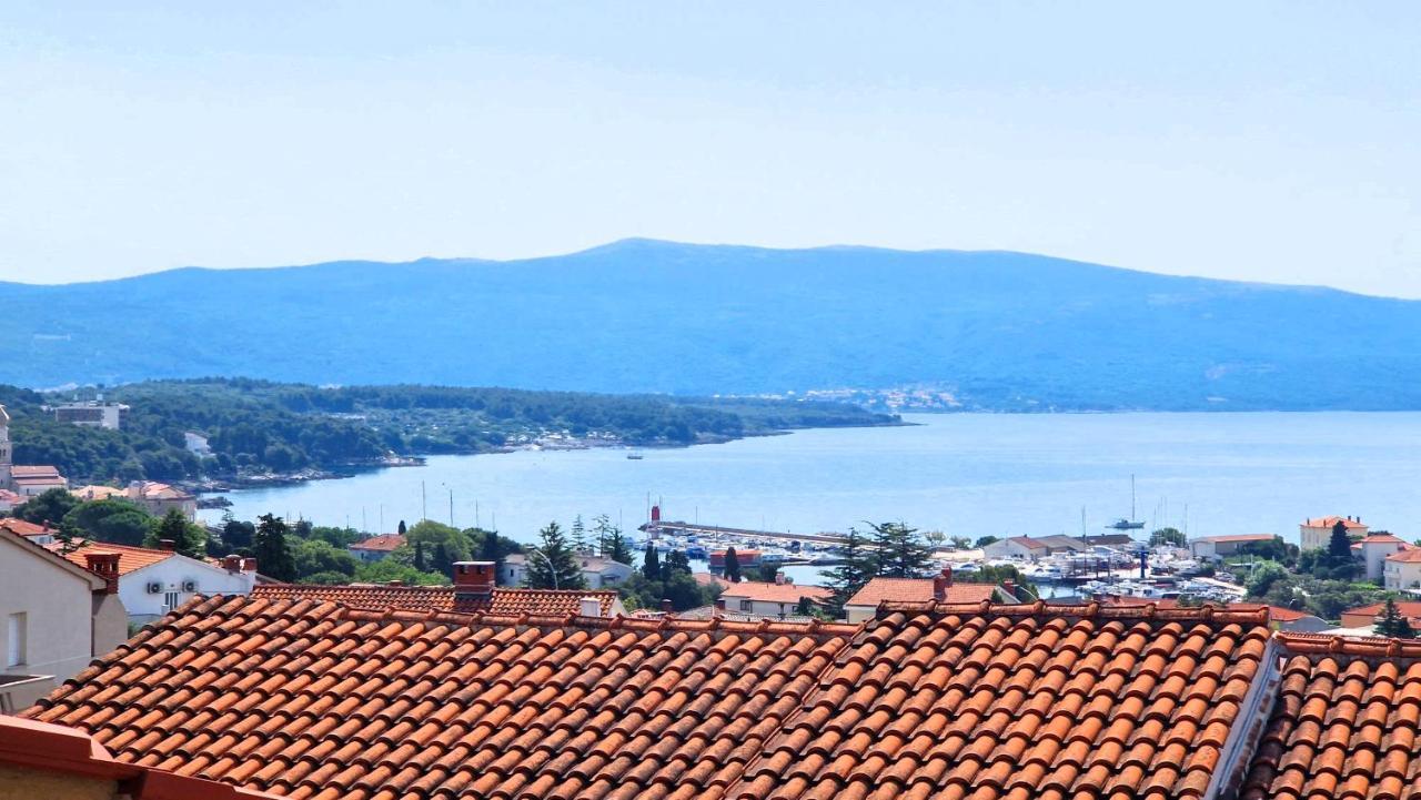 Apartment Goran Krk Town Eksteriør bilde